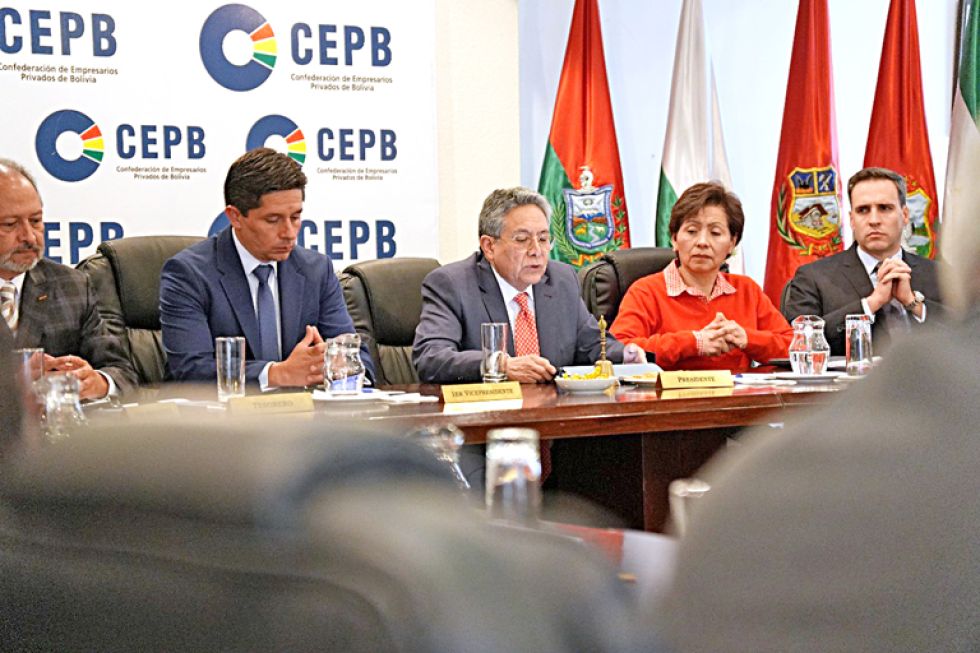 ECONOMÍA. El directorio de la Federación de Empresarios Privados de Bolivia emitió un comunicado para fijar su posición.