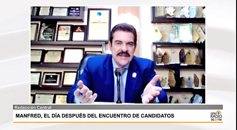 entrevistado. El candidato presidencial de la Alianza Para Bolivia – Súmate (APB-Súmate), este lunes en Correo del Sur Radio.