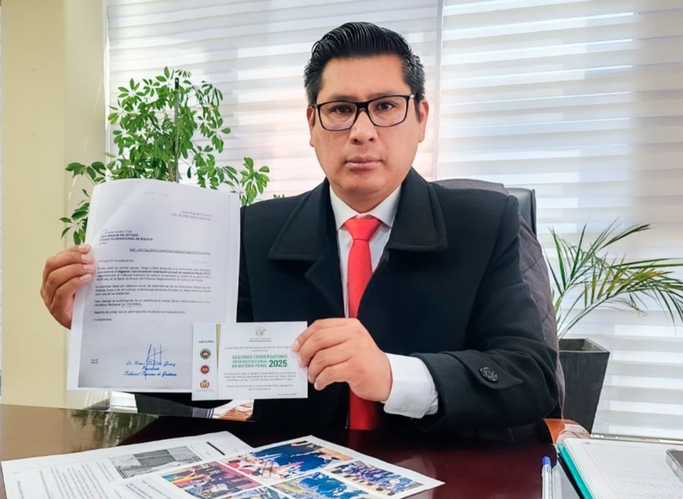 Ricardo Condori, procurador general del Estado. 
