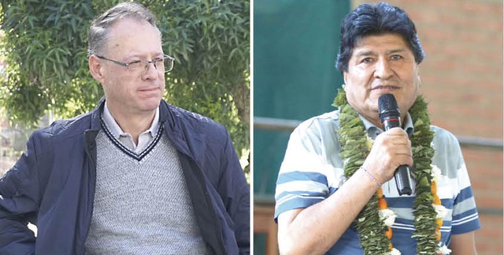 FUERA. Jaime Dunn, el lunes, en las afueras del TSE, cuando presentó su recurso; al lado, el expresidente Evo Morales, en una imagen de archivo.