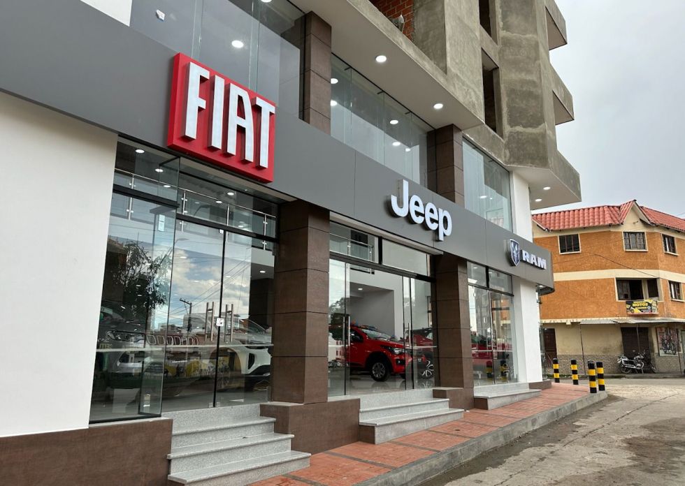 DIRECCIÓN. SAS Motors está en la calle Inca Garcilazo, esquina José Aguirre/Av. Jaime Mendoza.