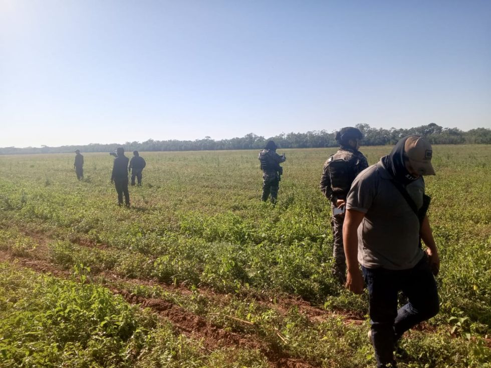 Un contingente policial se encuentra en el predio Santa Rita, ubicado en la provincia Guarayos, del departamento de Santa Cruz, con el objetivo de evitar que los grupos irregulares