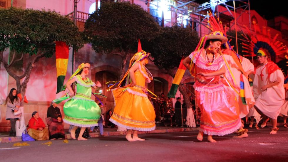 Sucre recibió el mes de agosto con danzas y actividades culturales.