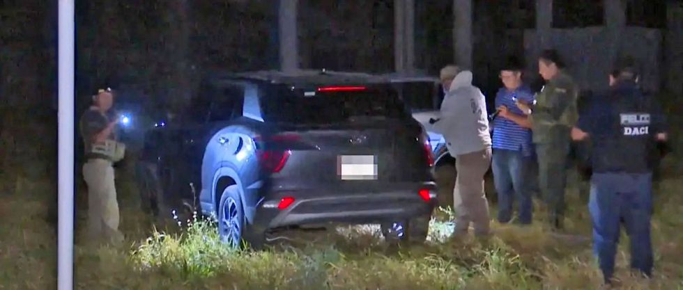 SANTA CRUZ. El fiscal general Roger Mariaca reveló el hallazgo de un vehículo utilizado por sicarios.
