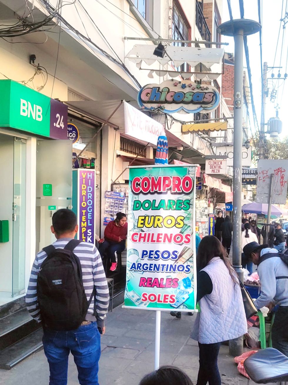SUCRE. La cotización del dólar tocó su punto más alto en mayo, cuando llegó a Bs 18,50.