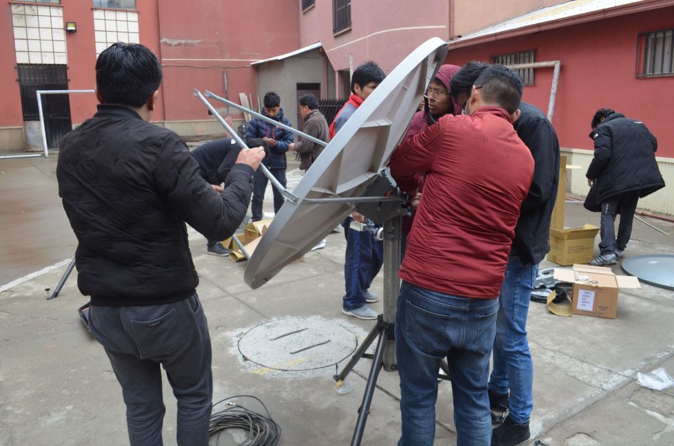 Las brigadas del Serecí que se movilizan para brindar los resultados electorales preliminares.
