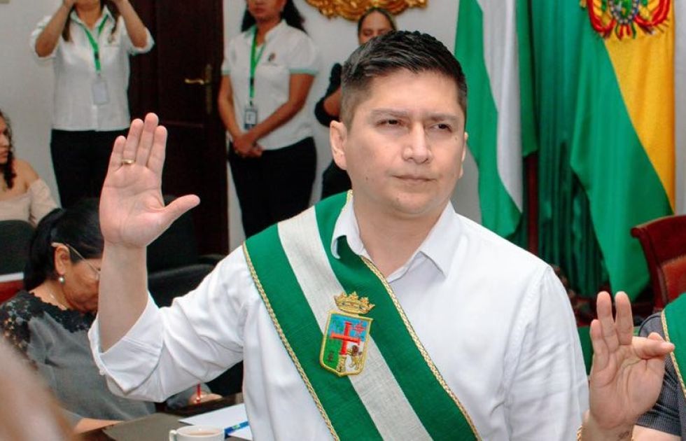 Juan Carlos Medrano jura como nuevo presidente del Concejo Municipal de Santa Cruz de la Sierra.