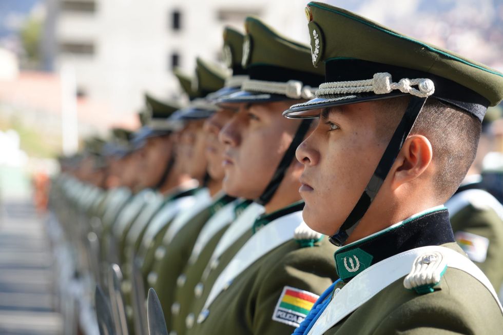 Efectivos de la Policía Boliviana en un acto oficial.