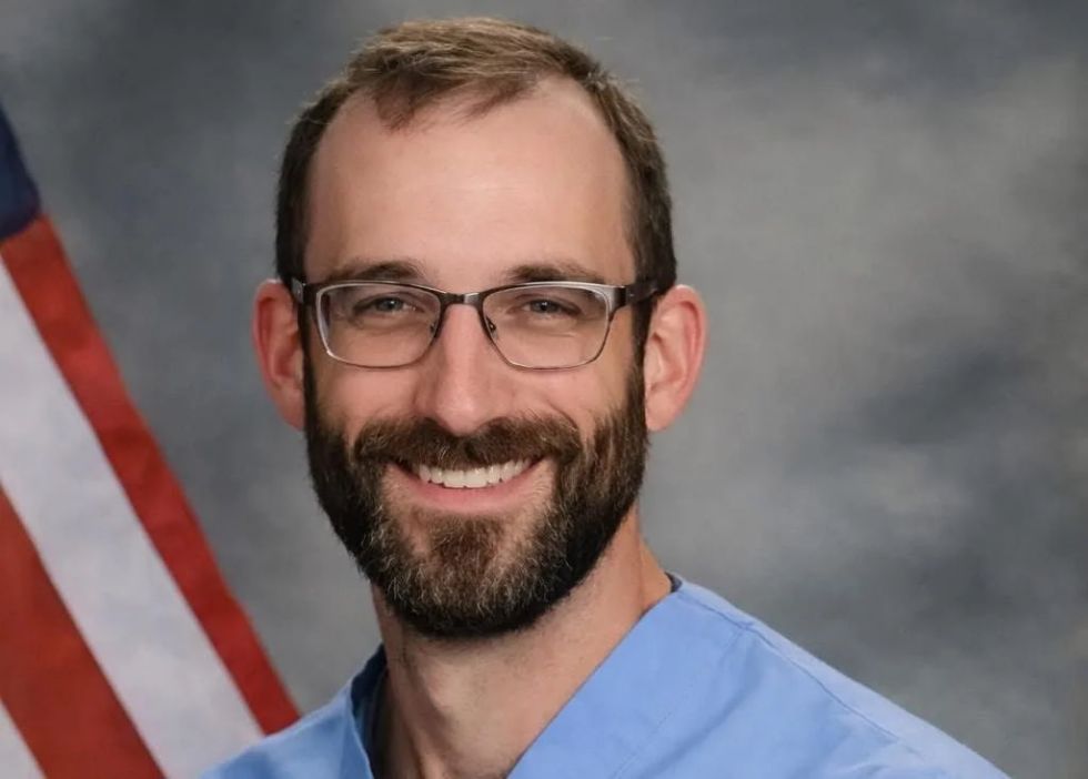 Fotografía tomada de la cuenta de Facebook de Fight For A Union (@fightforaunion), que muestra al ciudadano estadounidense Alex Jeffrey Pretti.