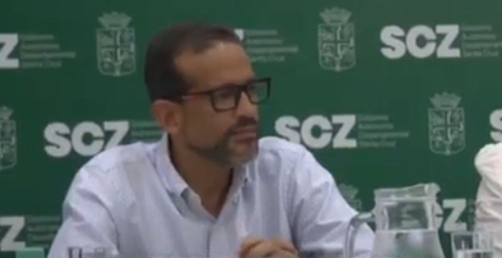 Camacho anuncia desalojos y reversión de tierras “mal dotadas” en Santa Cruz.