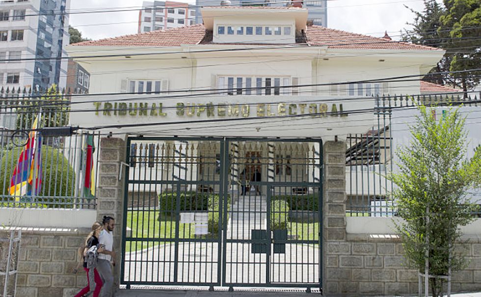 El TSE resolvió más de 1.000 impugnaciones 