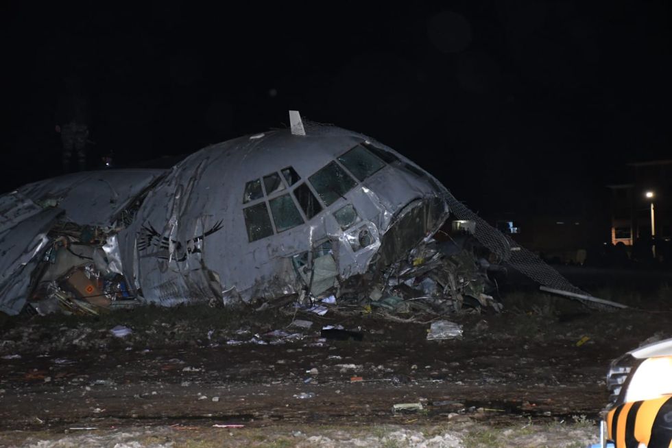 El avión Hércules accidentado en El Alto. 
