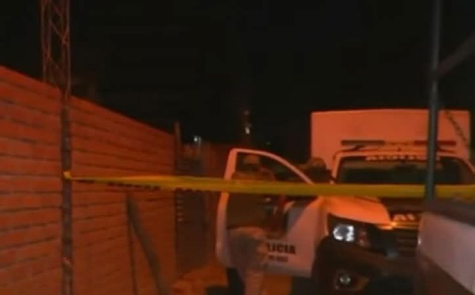 La Policía y la Fiscalía realizaron el levantamiento legal de los cadáveres. 