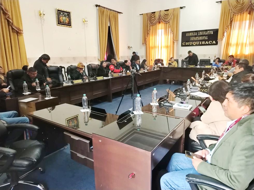 DECISIÓN. Una sesión pasada del pleno de la Asamblea Legislativa Departamental.