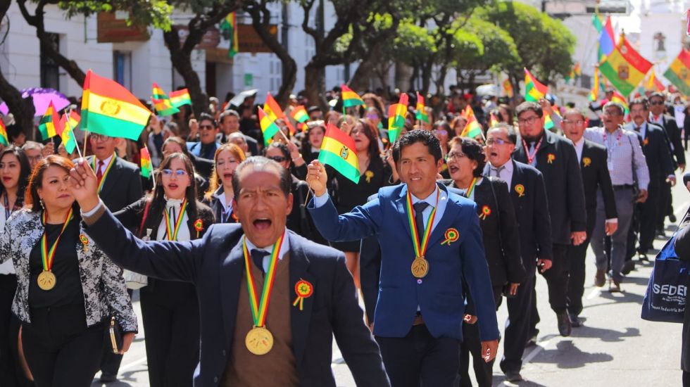 El desfile cívico institucional por el Bicentenario de Bolivia. 