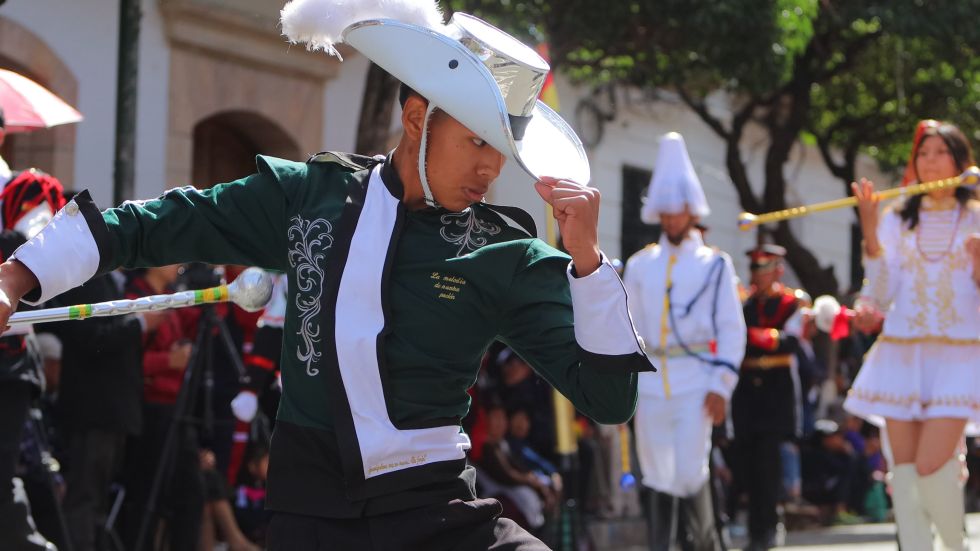 El desfile cívico institucional por el Bicentenario de Bolivia. 